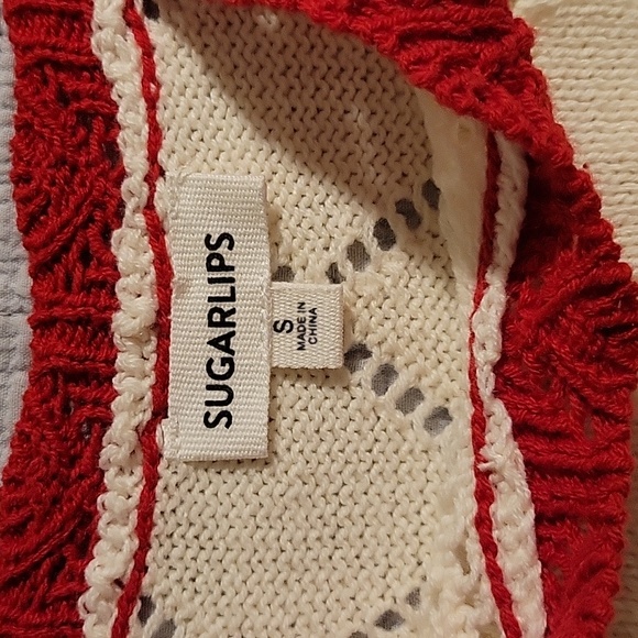 Sugarlips Crochet Sweater Crop Top Size Small NWOT - Picture 4 of 10